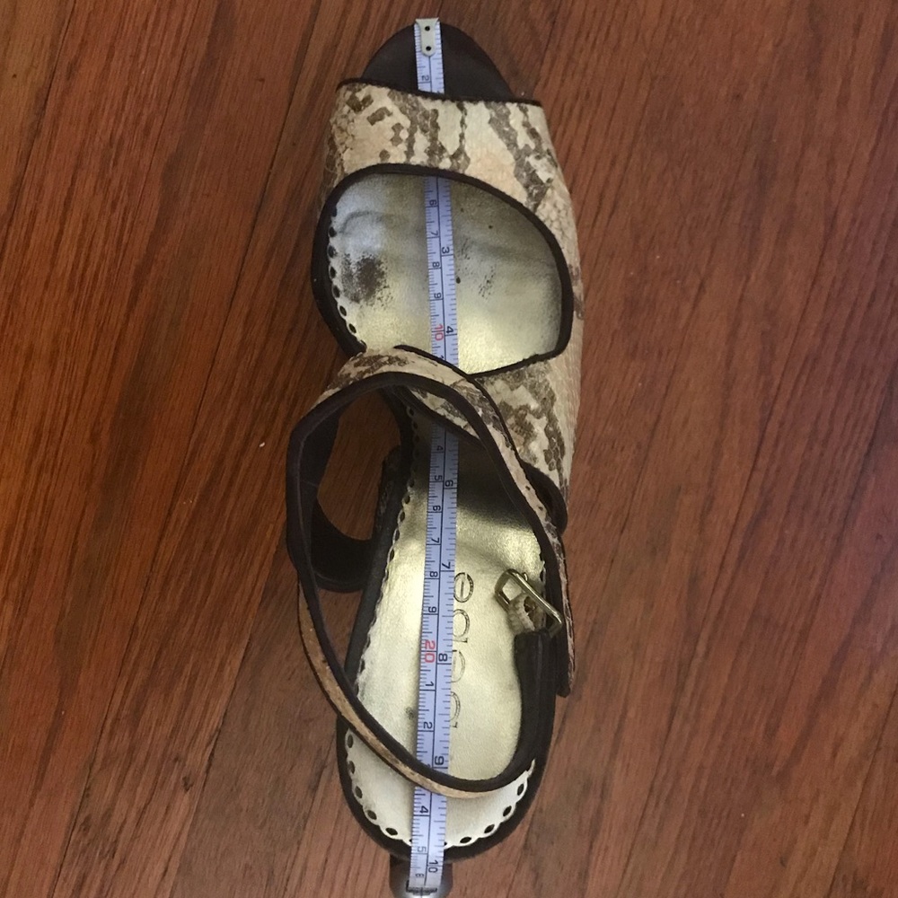 Bebe Stacia Snake Print Sandal - Picture 7 of 8